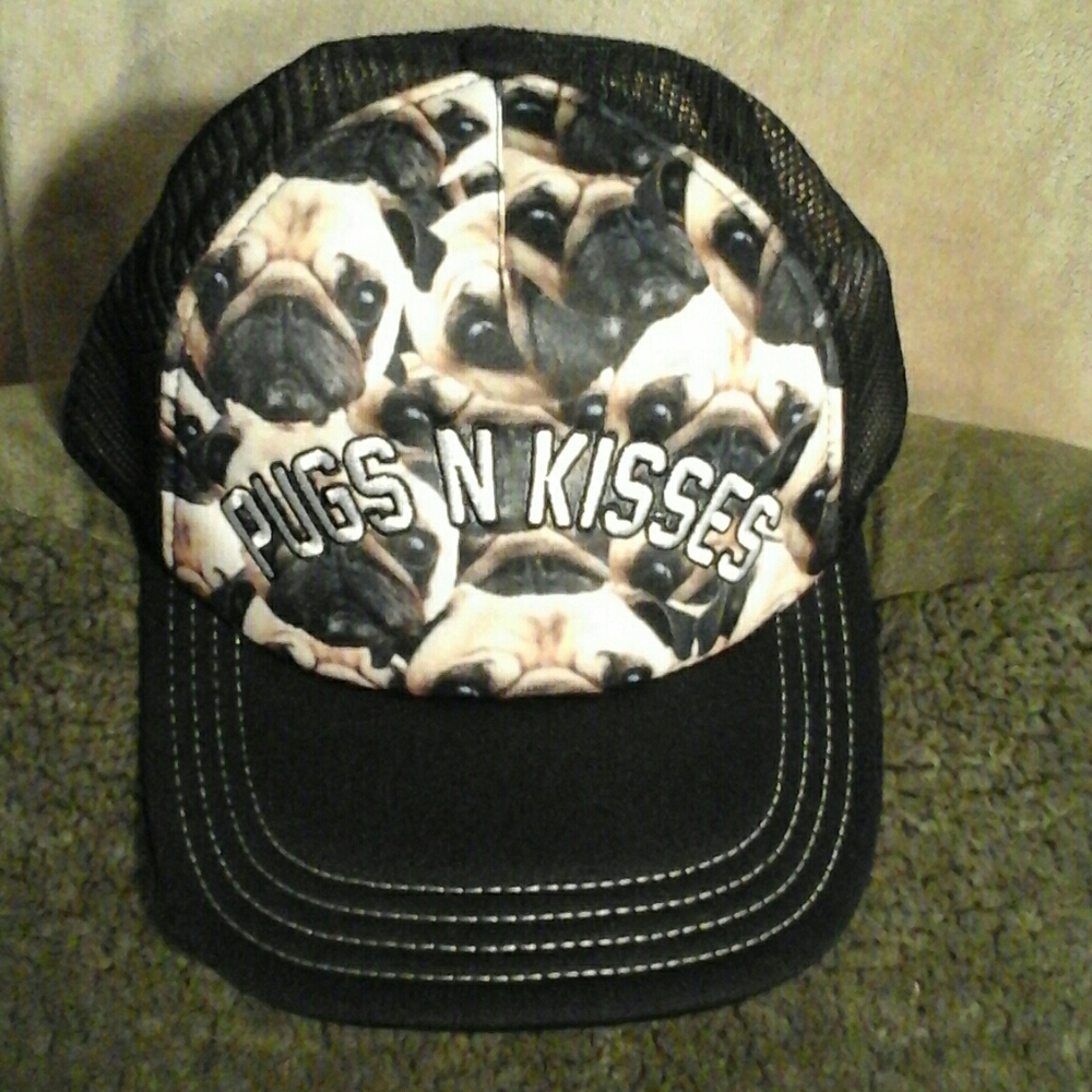 *Pug Luv* ❤️🤎🖤 Trucker Hat #PUGLIFE